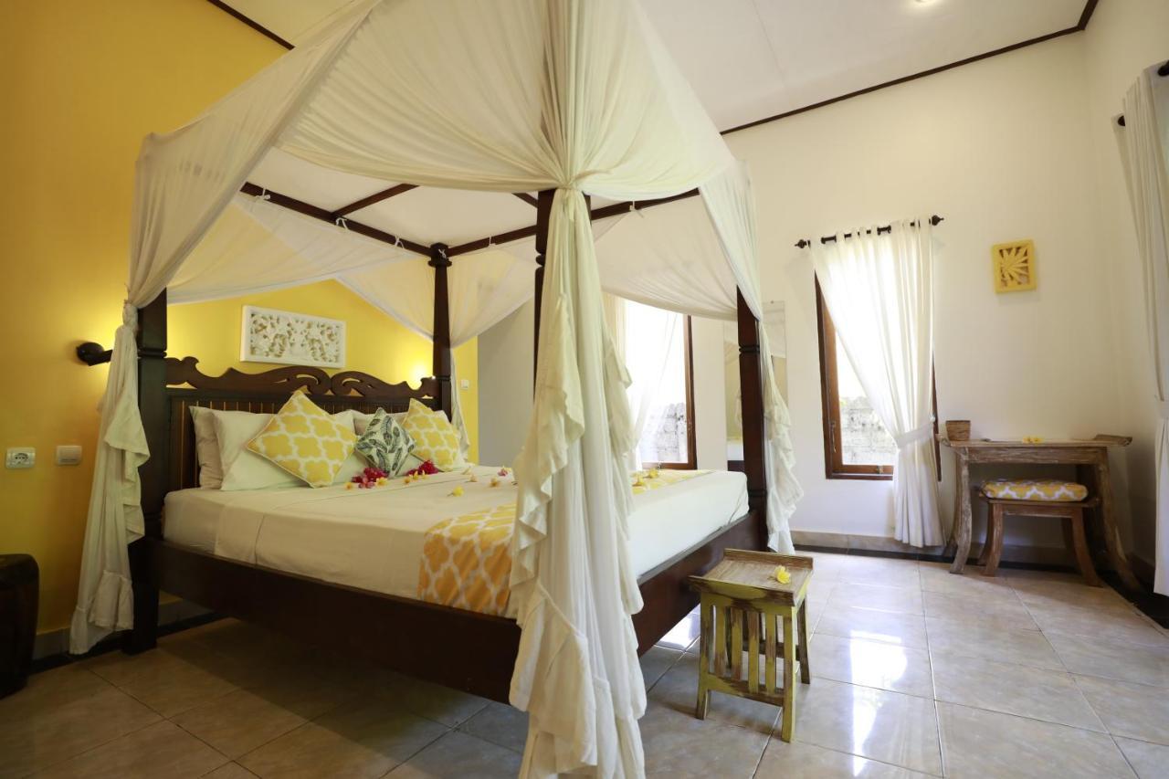 Kirana Homestay Amed Exterior foto