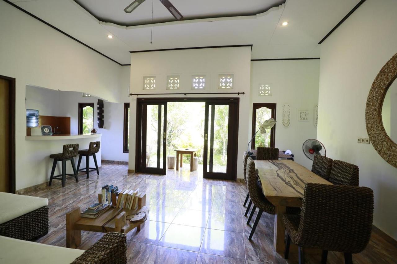 Kirana Homestay Amed Exterior foto