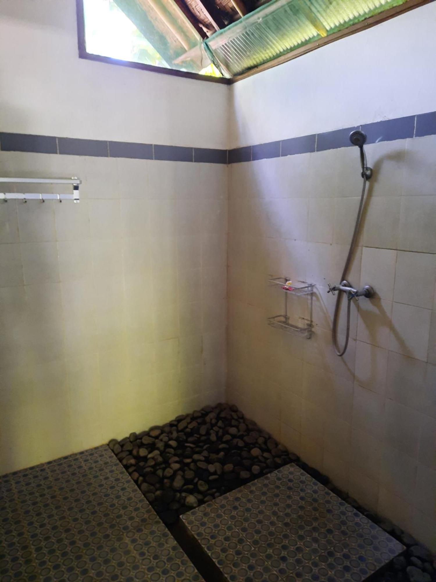 Kirana Homestay Amed Exterior foto