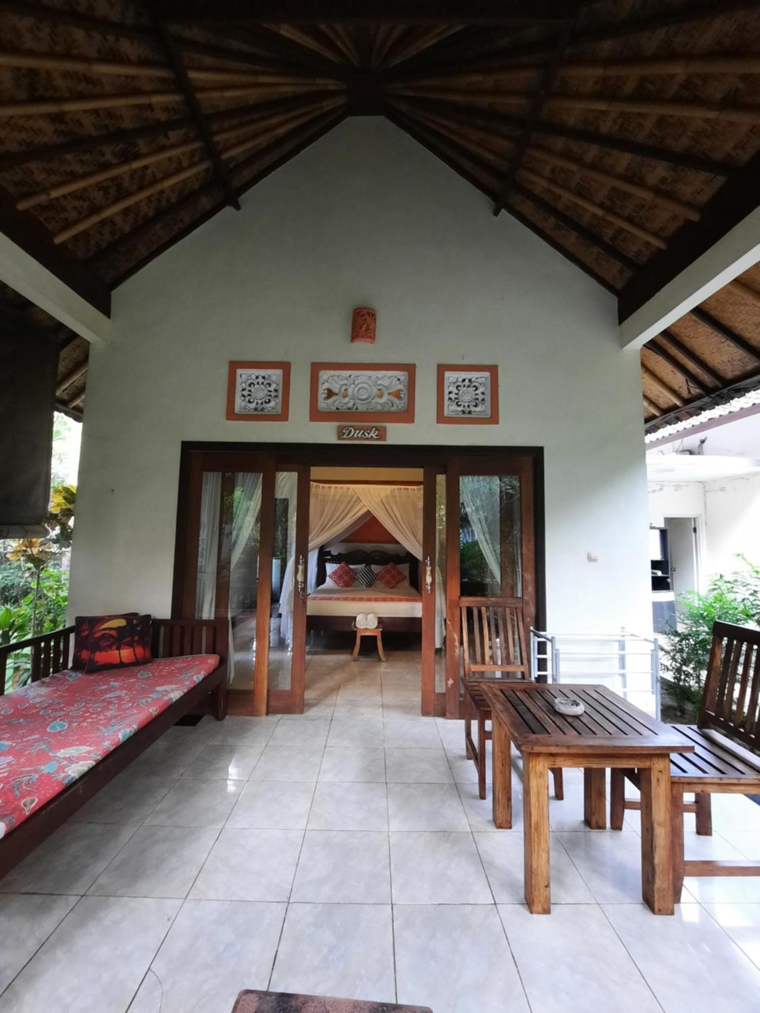 Kirana Homestay Amed Exterior foto