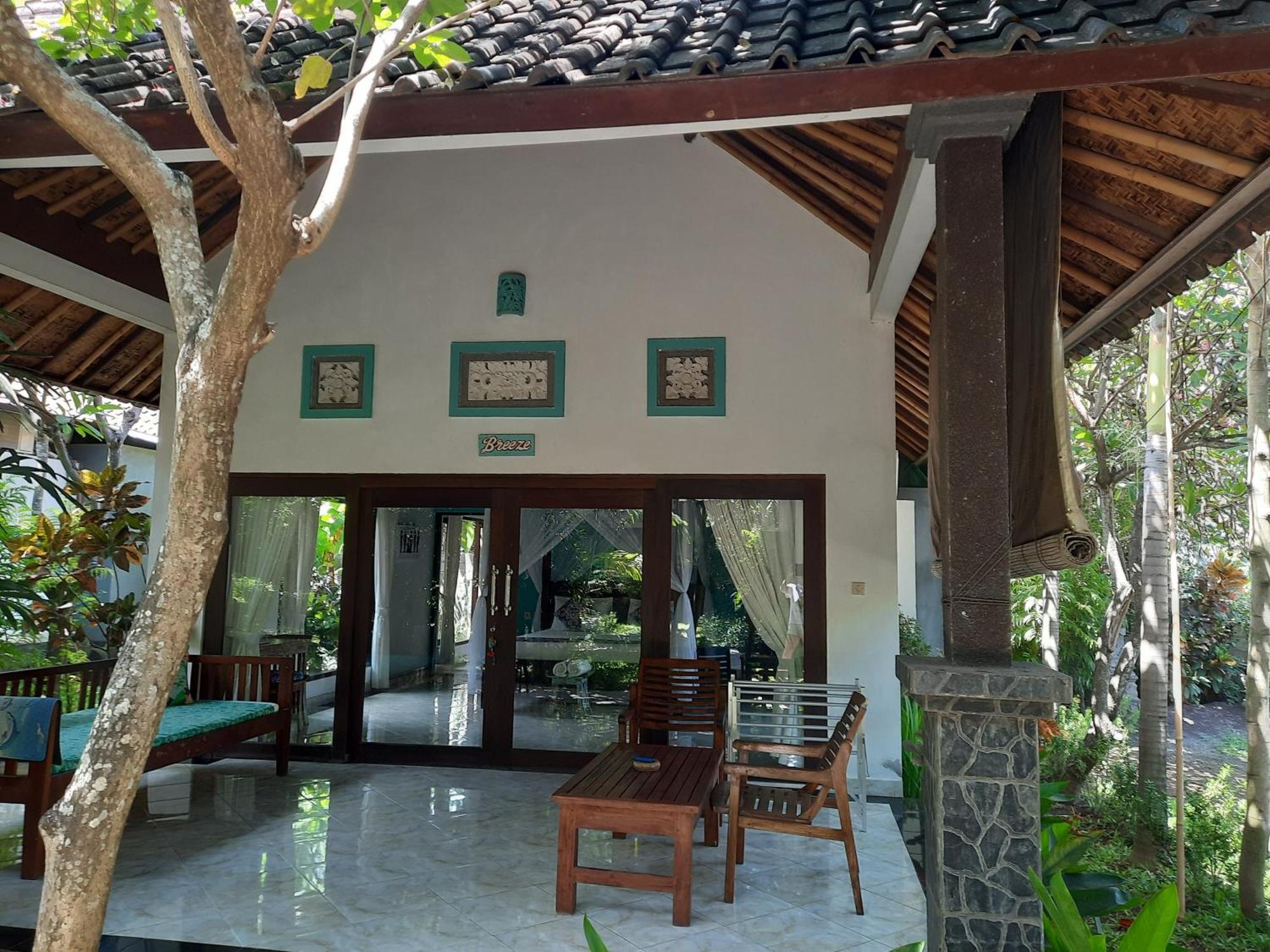 Kirana Homestay Amed Exterior foto